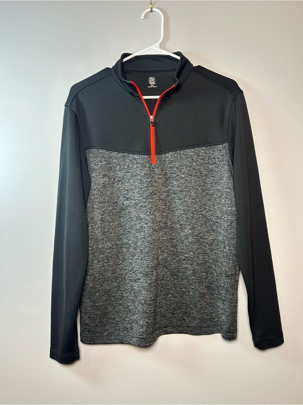 PGA Men's 1/4 Zip Pullover Sweater Long Sleeve Mens Small Hiking Golf Athletic